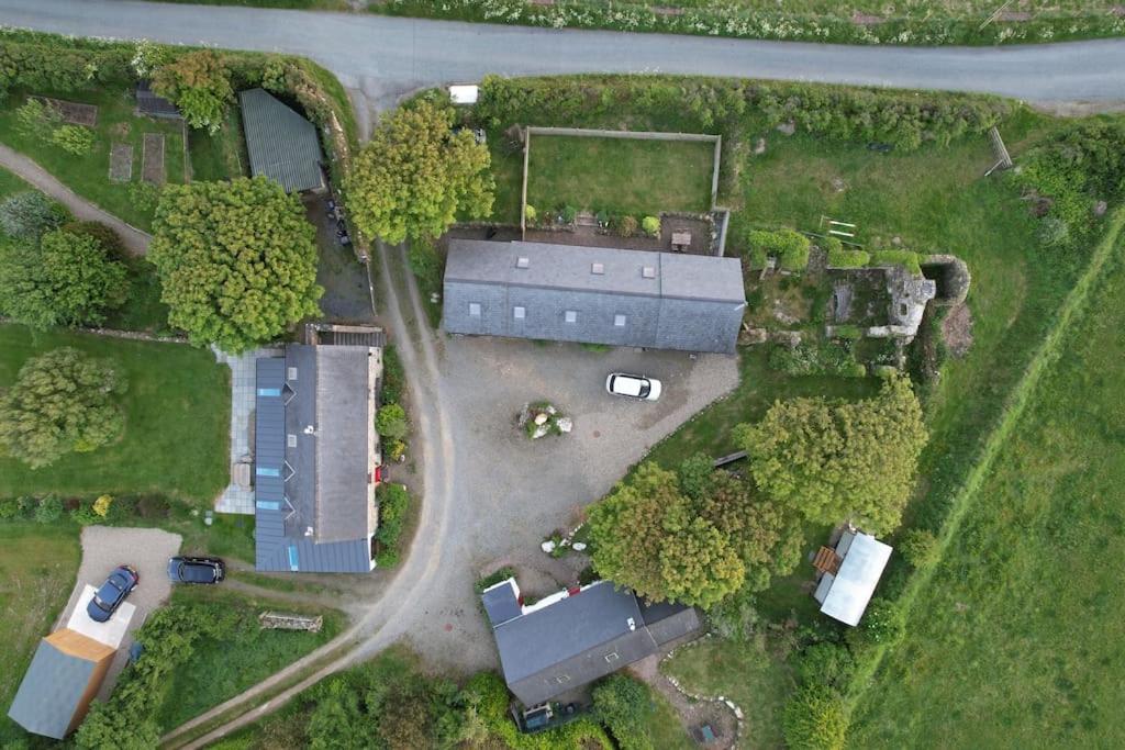 The Hut@Trefechan Wen - Coastal Coziness! Goodwick المظهر الخارجي الصورة